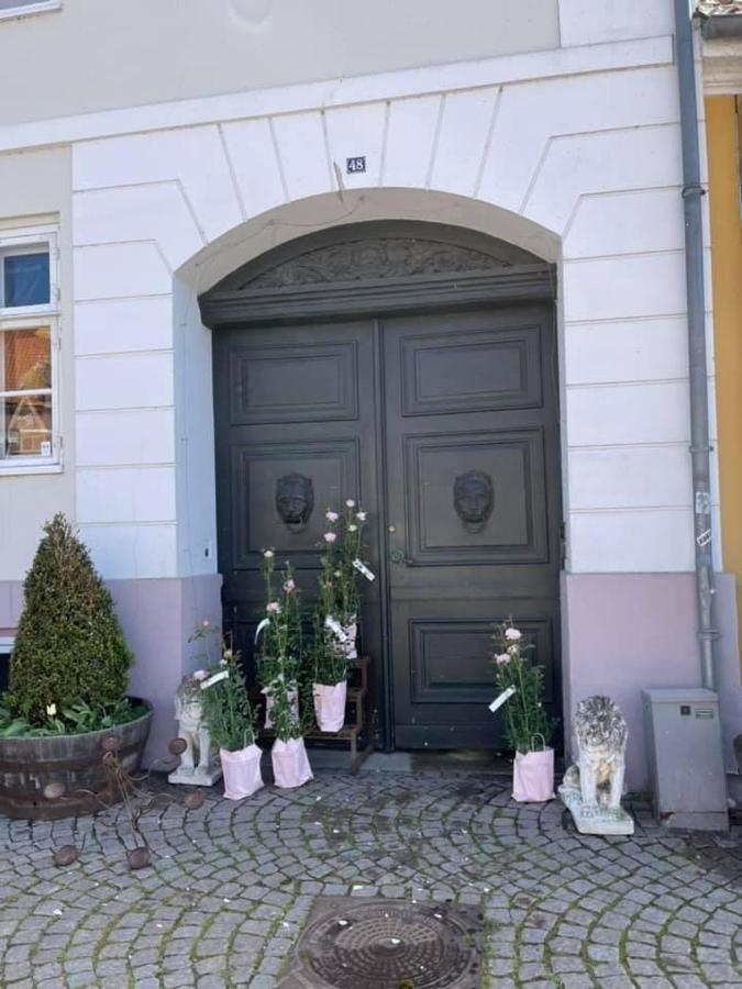 Apothekergaarden Stuen Mod Gardhaven Bed & Breakfast *